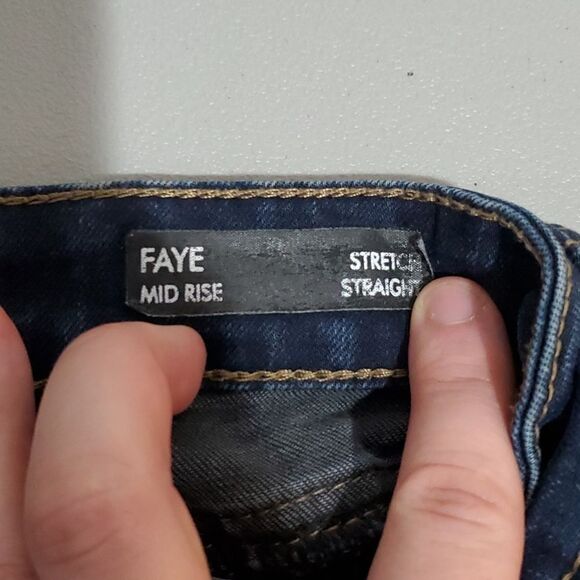 BUFFALO blue Faye dark wash 26x32 mid rise straight leg jeans - Picture 5 of 6